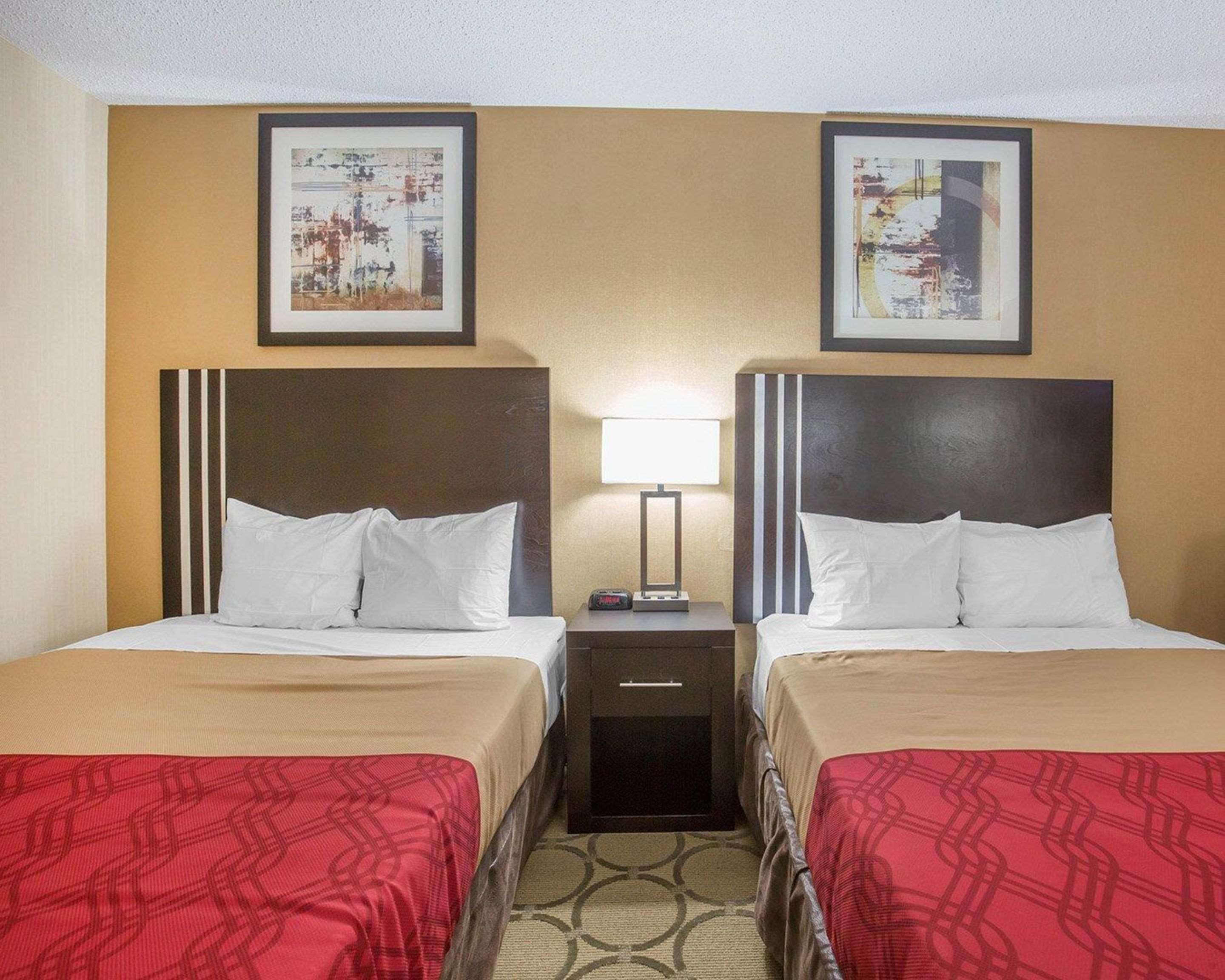 Econo Lodge Taber Esterno foto